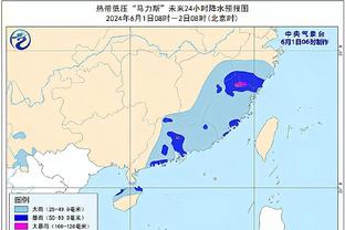 高开低走！惠特摩尔9中4拿下12分3板 上半场11分